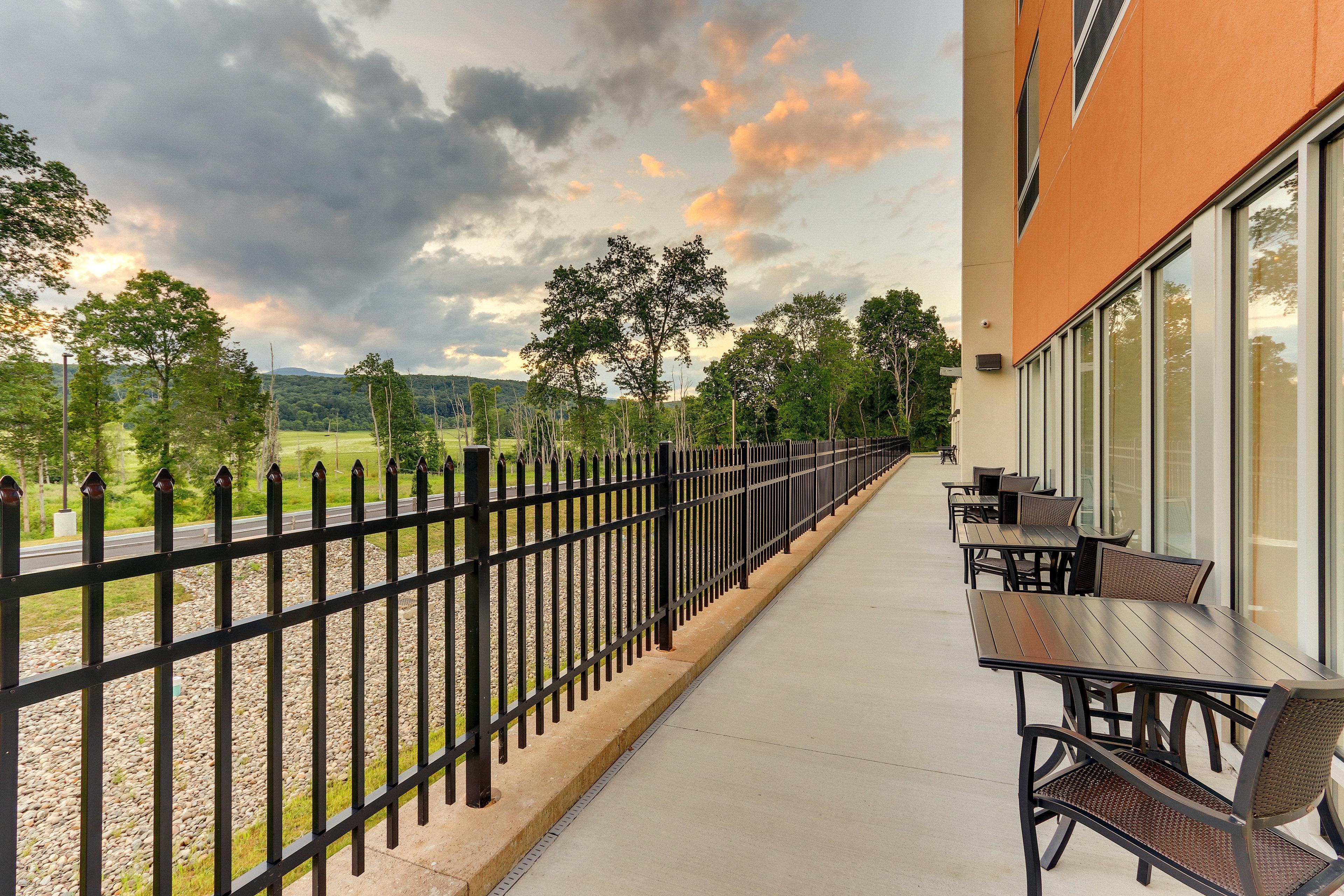 Holiday Inn Express & Suites - Saugerties - Hudson Valley By Ihg Esterno foto